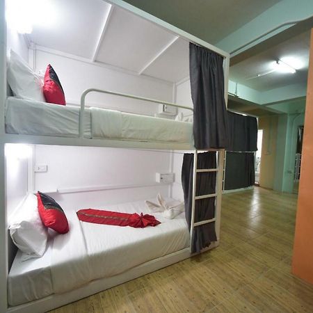 Panda Hostel Phuket (Adults Only) Patong 외부 사진