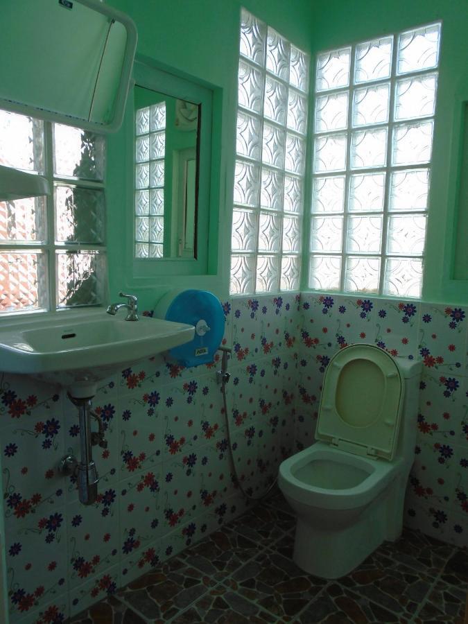 Panda Hostel Phuket (Adults Only) Patong 외부 사진