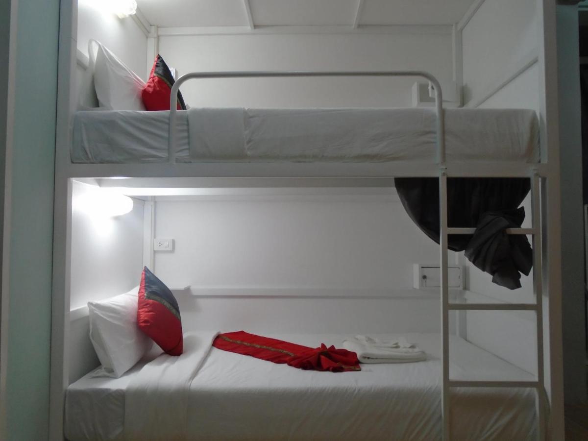 Panda Hostel Phuket (Adults Only) Patong 외부 사진